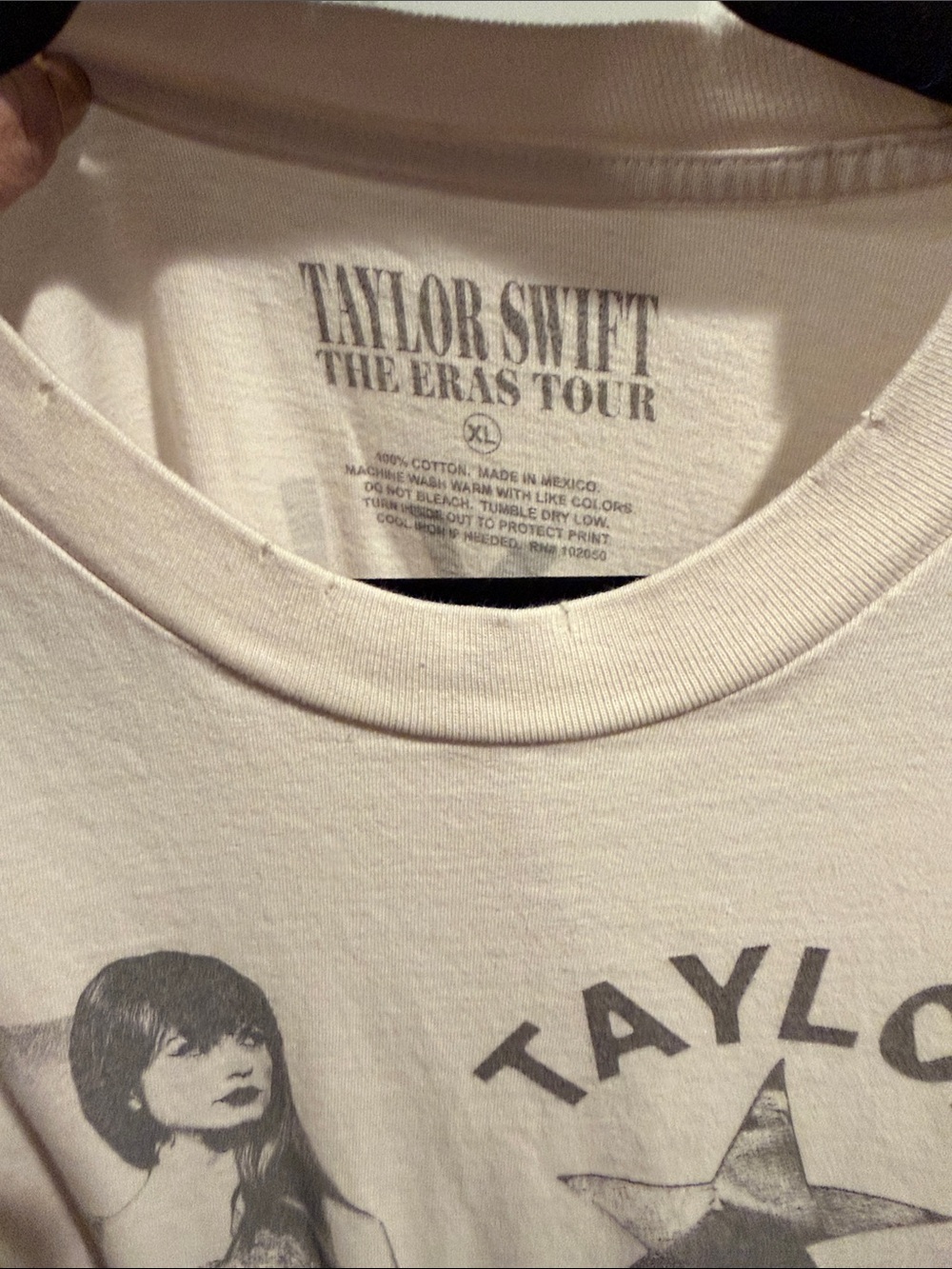 Official Taylor Swift Ivory Eras Tour Graphic Tee - Picture 3 of 3